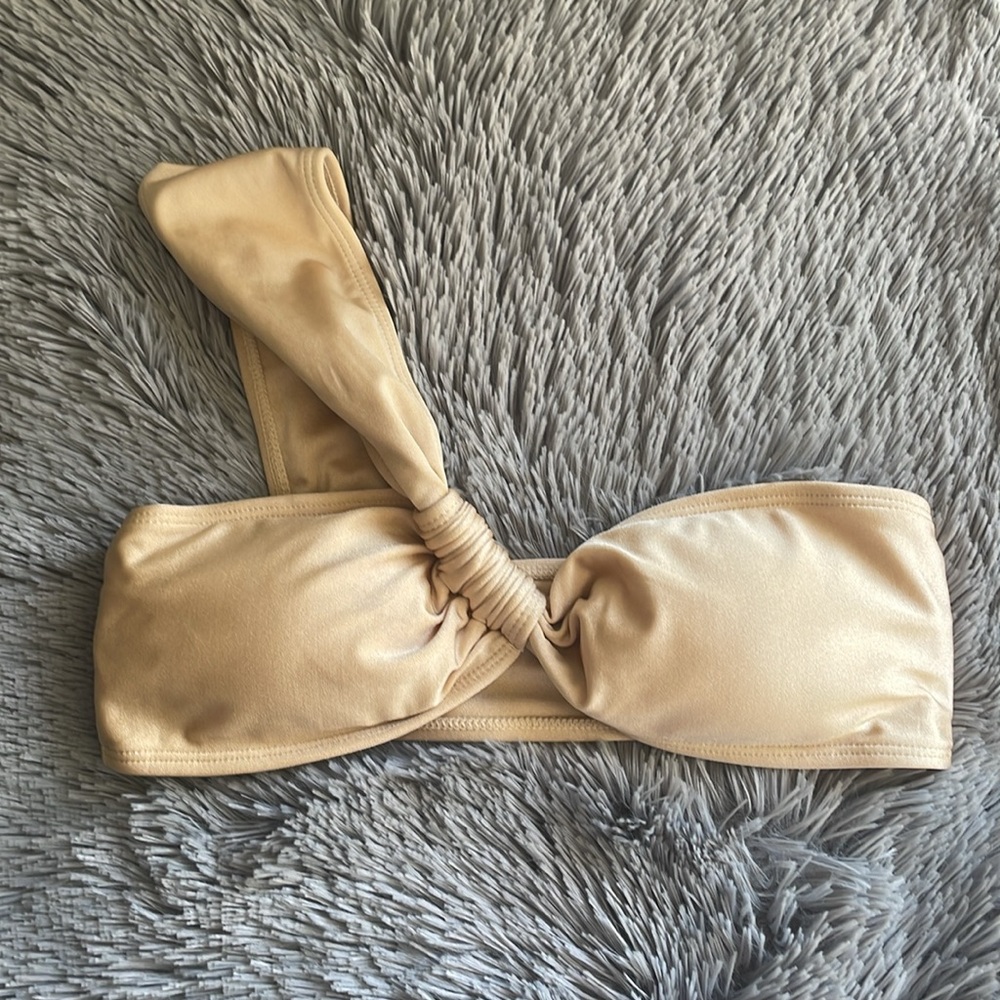 ZAFUL One-Shoulder Bandeau Ruched High-Cut Bikini - Picture 6 of 13